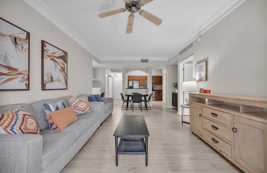 17-web-or-mls-10435 Mid town__017