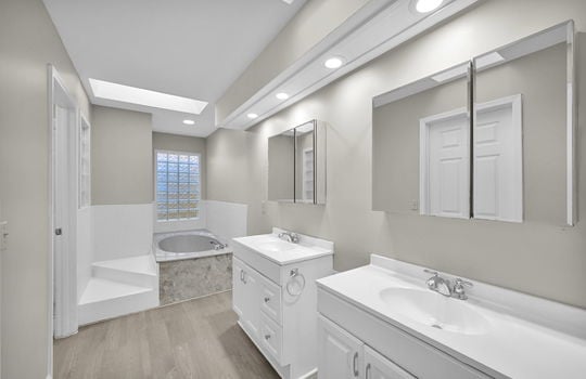 33-web-or-mls-104 Bay Hill__033