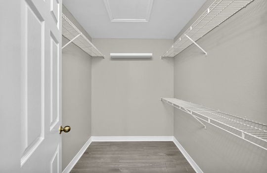 36-web-or-mls-104 Bay Hill__036