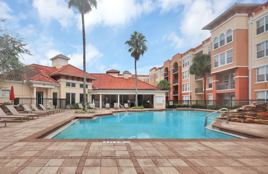 36-web-or-mls-10435 Mid town__036