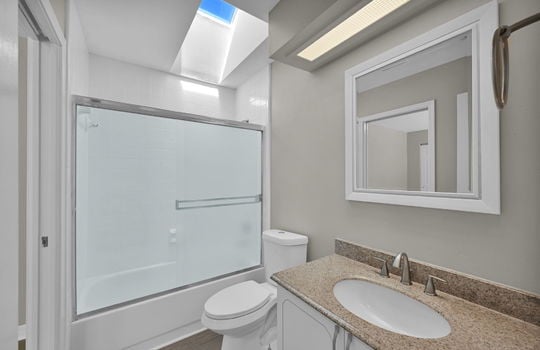 9-web-or-mls-104 Bay Hill__009
