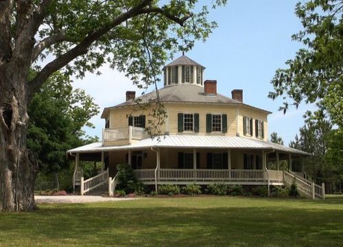 Octagon-House-Cedar-Point-500&#215;360