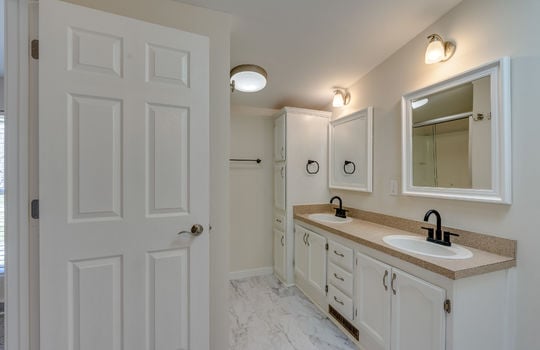 12060 S Stony Creek Rd Int-21