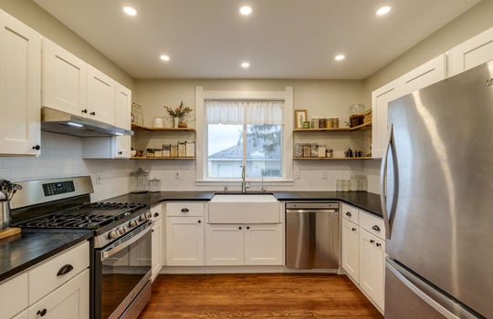24261 Hull Prairie Rd Int-12
