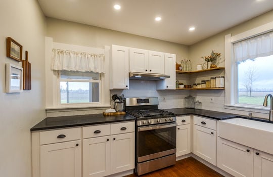 24261 Hull Prairie Rd Int-13