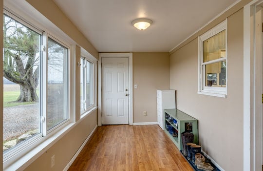 24261 Hull Prairie Rd Int-15