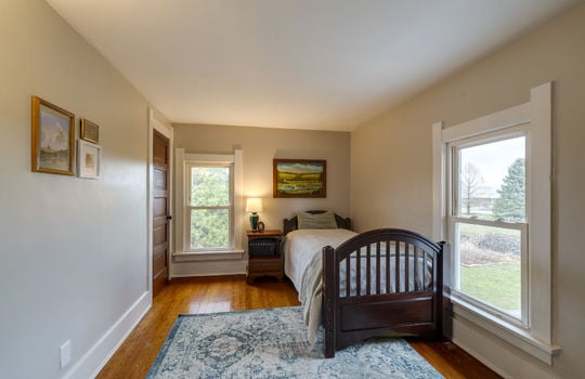 24261 Hull Prairie Rd Int-22