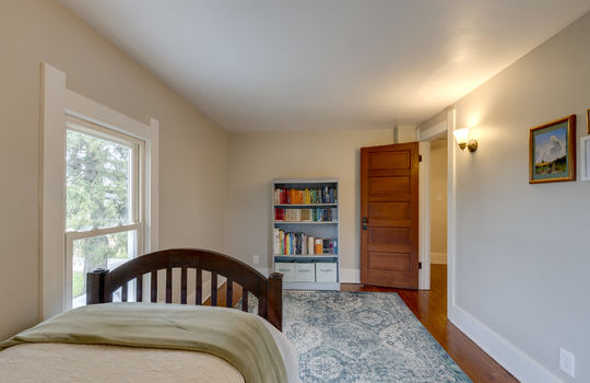 24261 Hull Prairie Rd Int-23