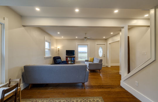 24261 Hull Prairie Rd Int-6