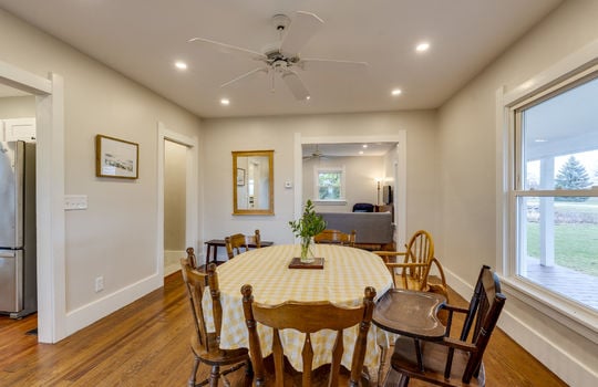 24261 Hull Prairie Rd Int-9