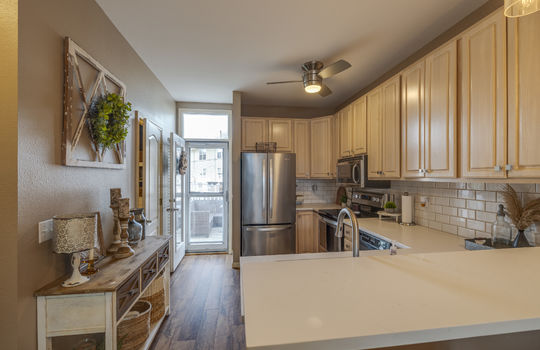 400 Beachwalk Trail Int-6