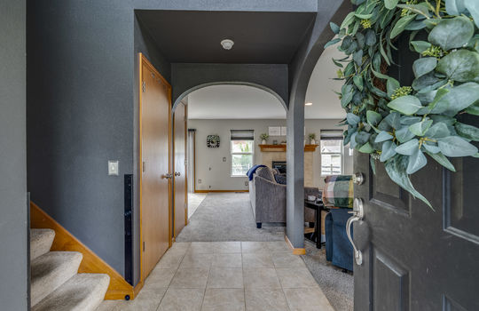 447 Oak Creek Dr Int-1