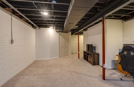447 Oak Creek Dr Int-27