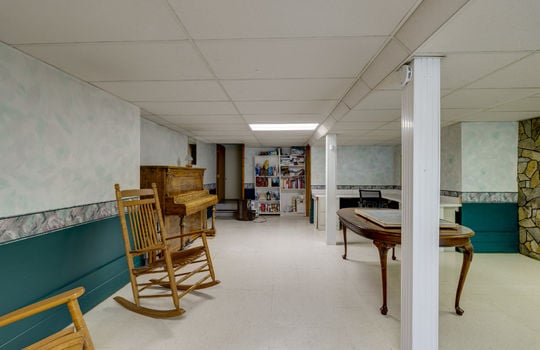6688 Keithcrest Int-36