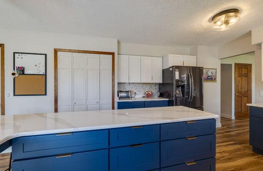 8004 Kingsboro Ct Int-14