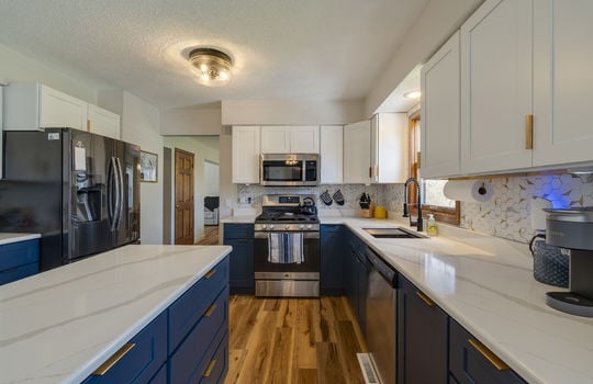 8004 Kingsboro Ct Int-15