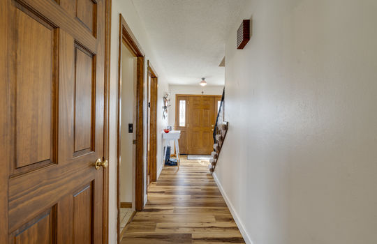 8004 Kingsboro Ct Int-17