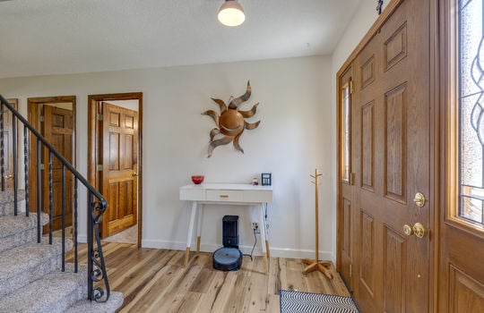 8004 Kingsboro Ct Int-2