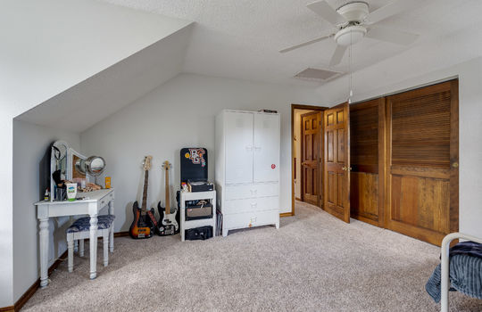 8004 Kingsboro Ct Int-30
