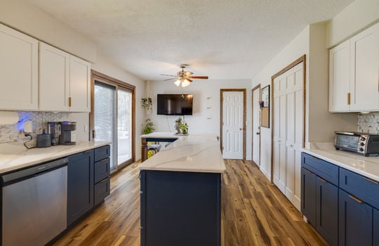 8004 Kingsboro Ct Int-9