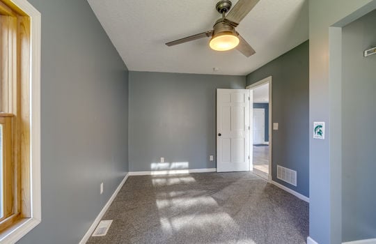 8586 Tuttle Hwy Int-16