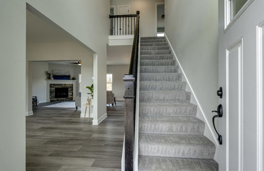 9395 Village Meadows Int-2