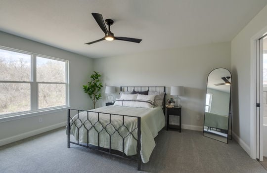 9395 Village Meadows Int-31