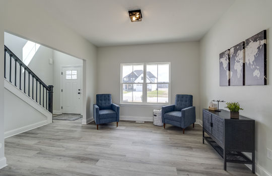9395 Village Meadows Int-5