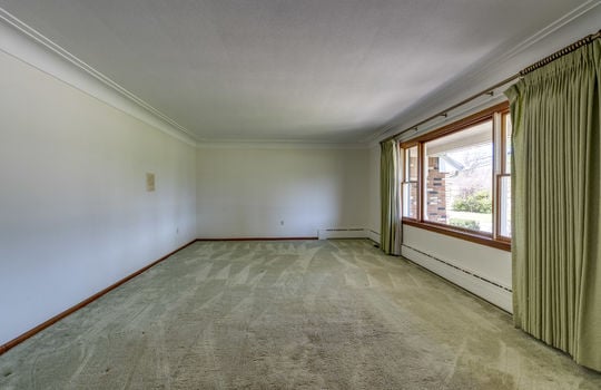 9911 Secor Rd Int-3