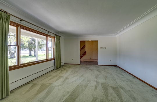 9911 Secor Rd Int-4