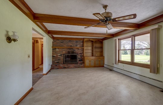 9911 Secor Rd Int-5