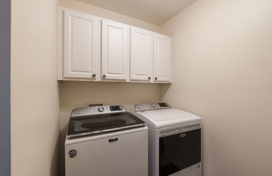 2044 Silverpine Ct Int-23