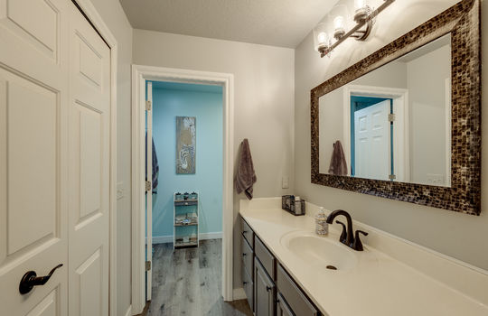 2044 Silverpine Ct Int-7