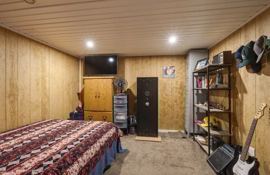 2670 Park Dr Int-32