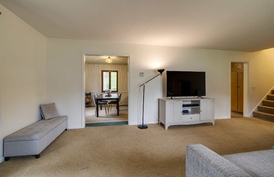 5912 Brookson Rd Int-18