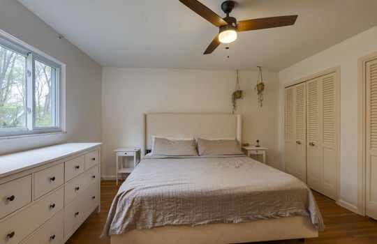5912 Brookson Rd Int-22