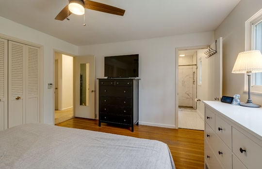 5912 Brookson Rd Int-23