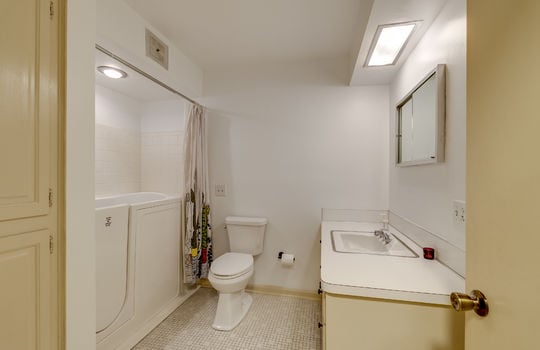 5912 Brookson Rd Int-30