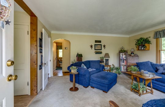 2030 W Sterns Rd Int-1