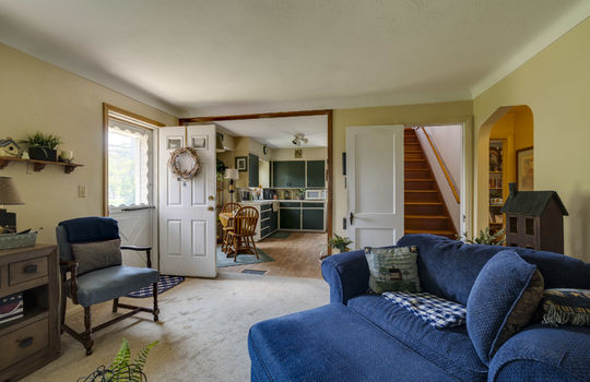 2030 W Sterns Rd Int-3