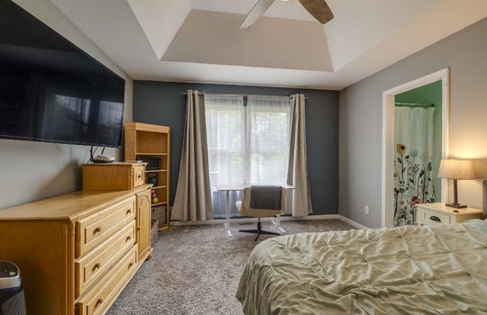 5533 Allison Ln Int-12