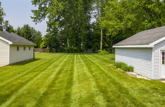 6913 Maplewood Dr Ext-4
