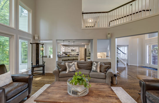 7145 S Valley Circle Int-12