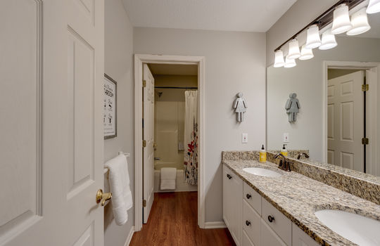 7145 S Valley Circle Int-46