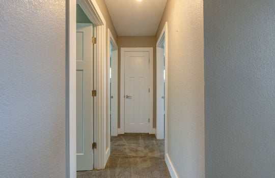 7558 Indian Rd Int-13