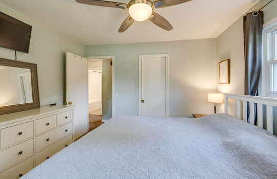 10059 Summerfield Rd Int-18