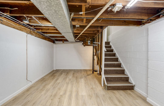 10059 Summerfield Rd Int-19