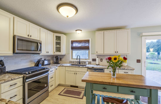 2530 Sandpiper Rd Int-10