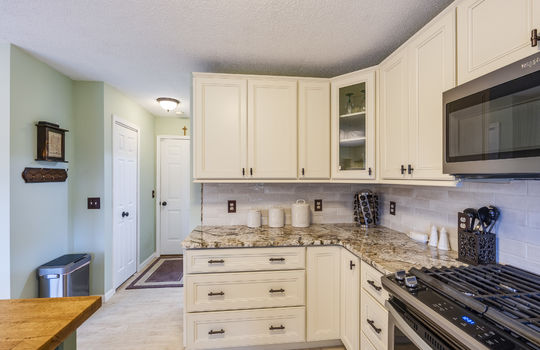 2530 Sandpiper Rd Int-11