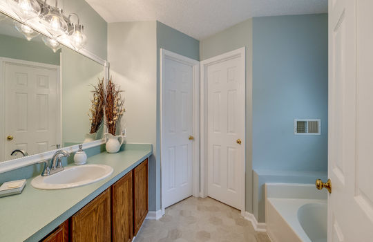 2530 Sandpiper Rd Int-21